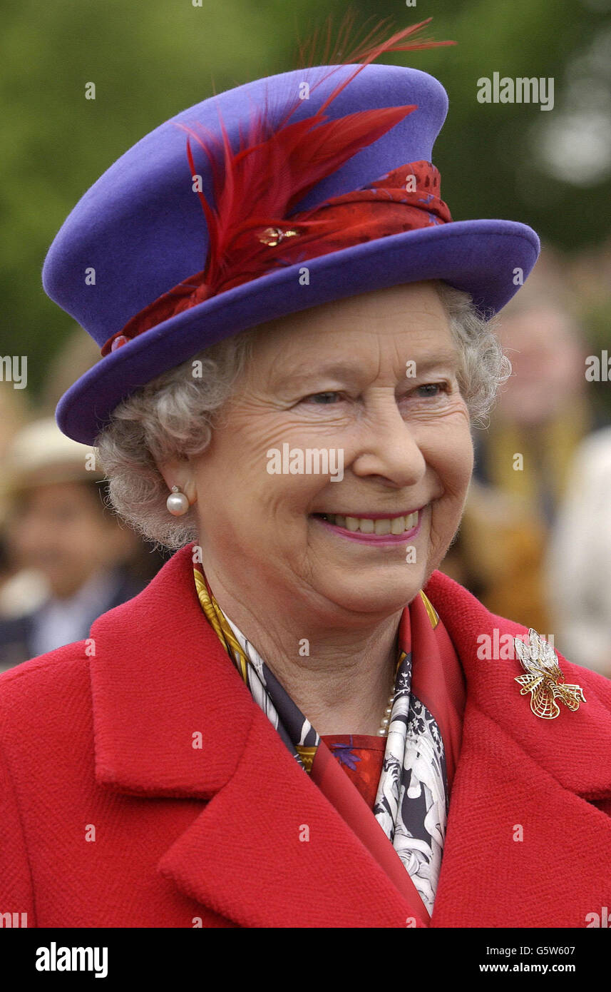 During her golden jubilee visit to east london this afternoon hires