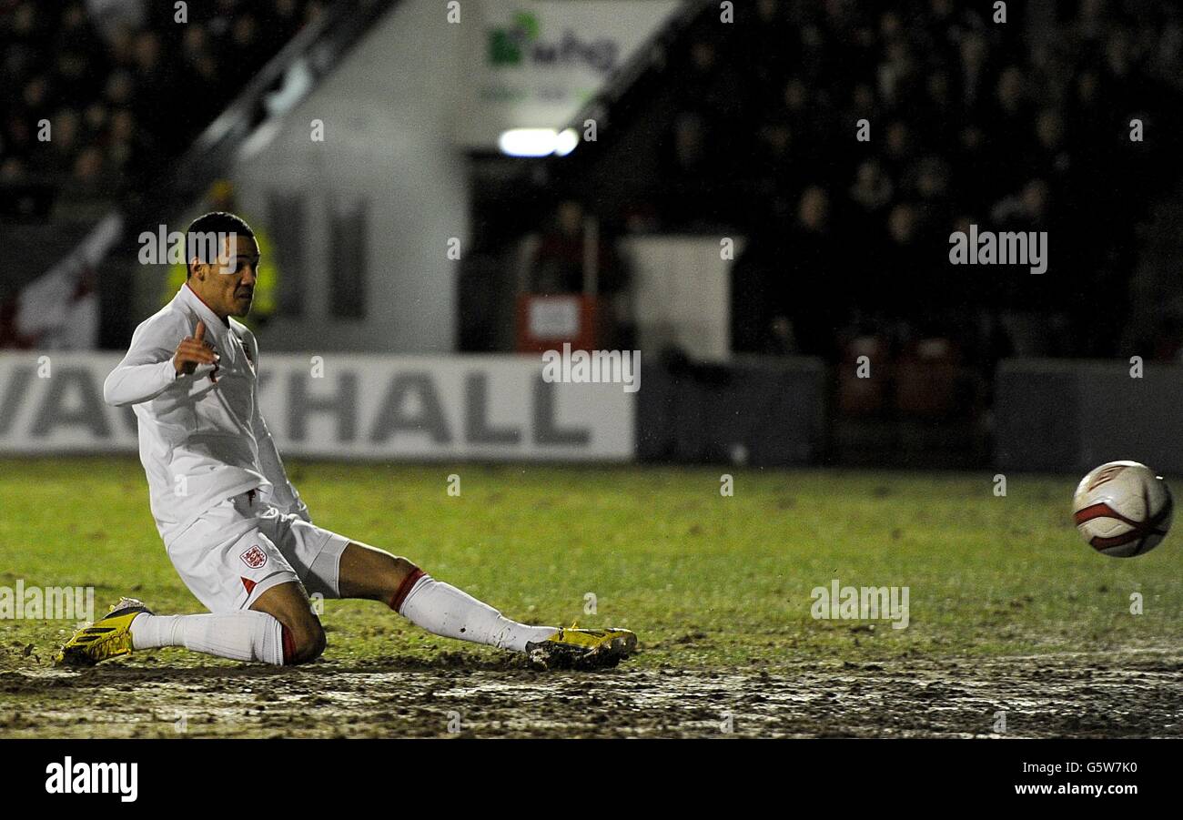 Soccer - Under 21 International Friendly - England v Sweden - Bank's Stadium. England's Tom Ince scores his side's first goal of the game Stock Photo