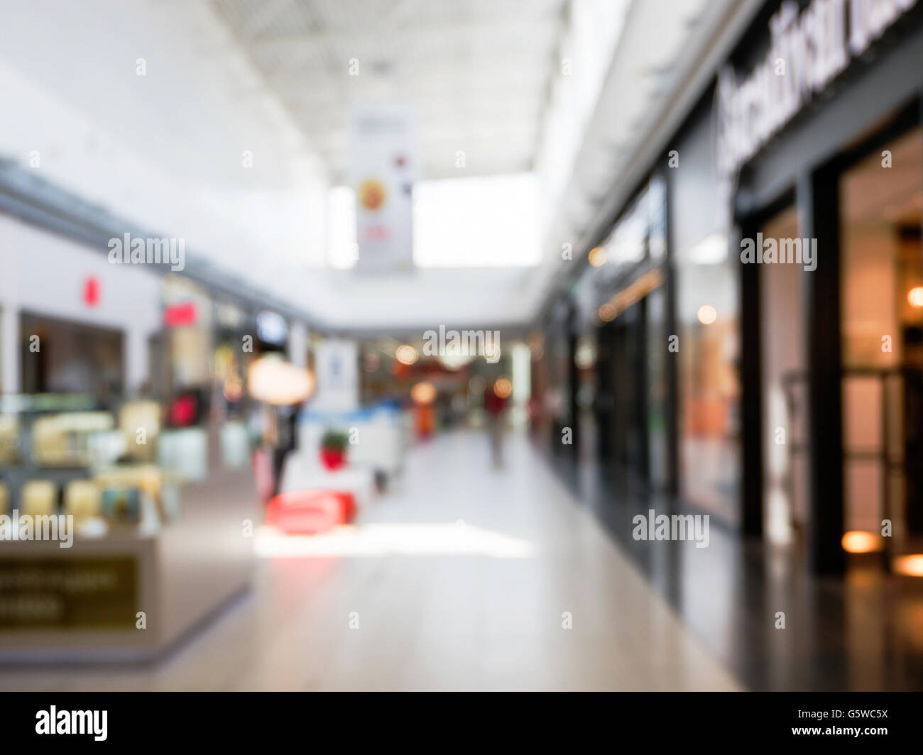Abstract blurred background of shopping mall hall Stock Photo - Alamy