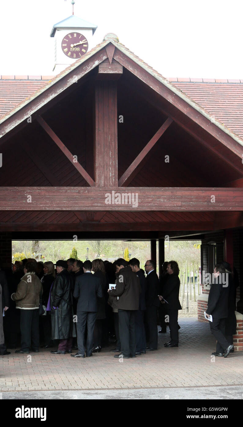 Funeral reg presley basingstoke crematorium hires stock photography