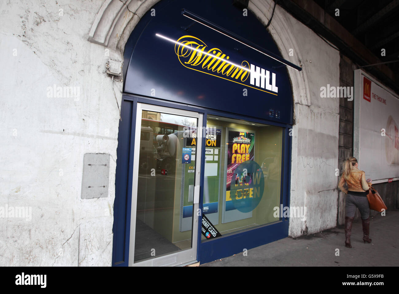 William Hill Bookmakers Shop Opening - London Bridge Stock Photo - Alamy