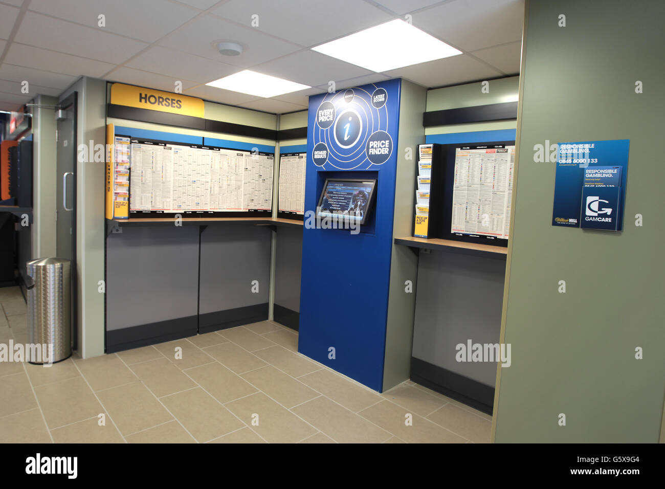 William hill bookmakers shop opening london bridge hi-res stock ...