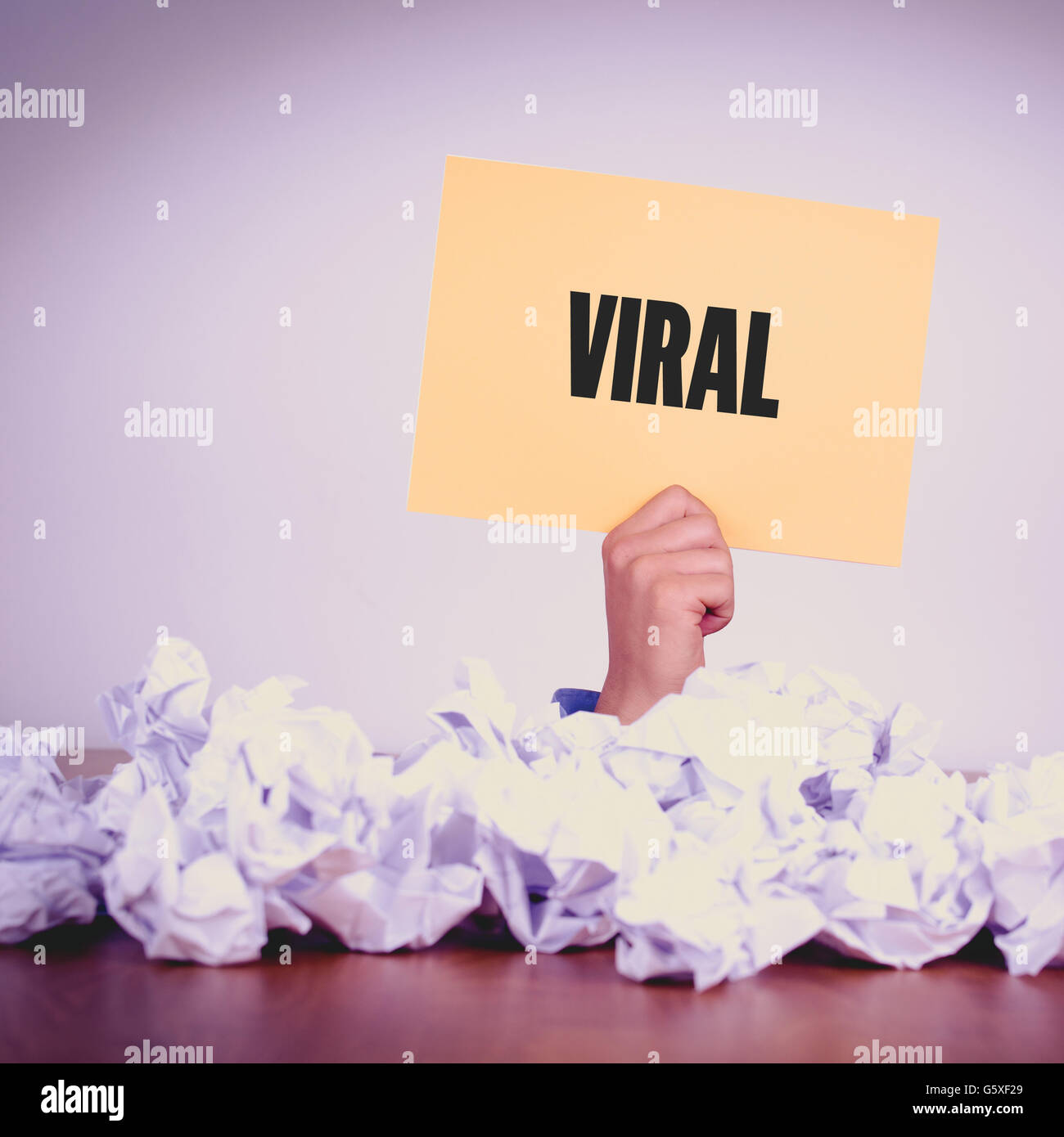 Hand holding paper hi-res stock photography and images - Alamy