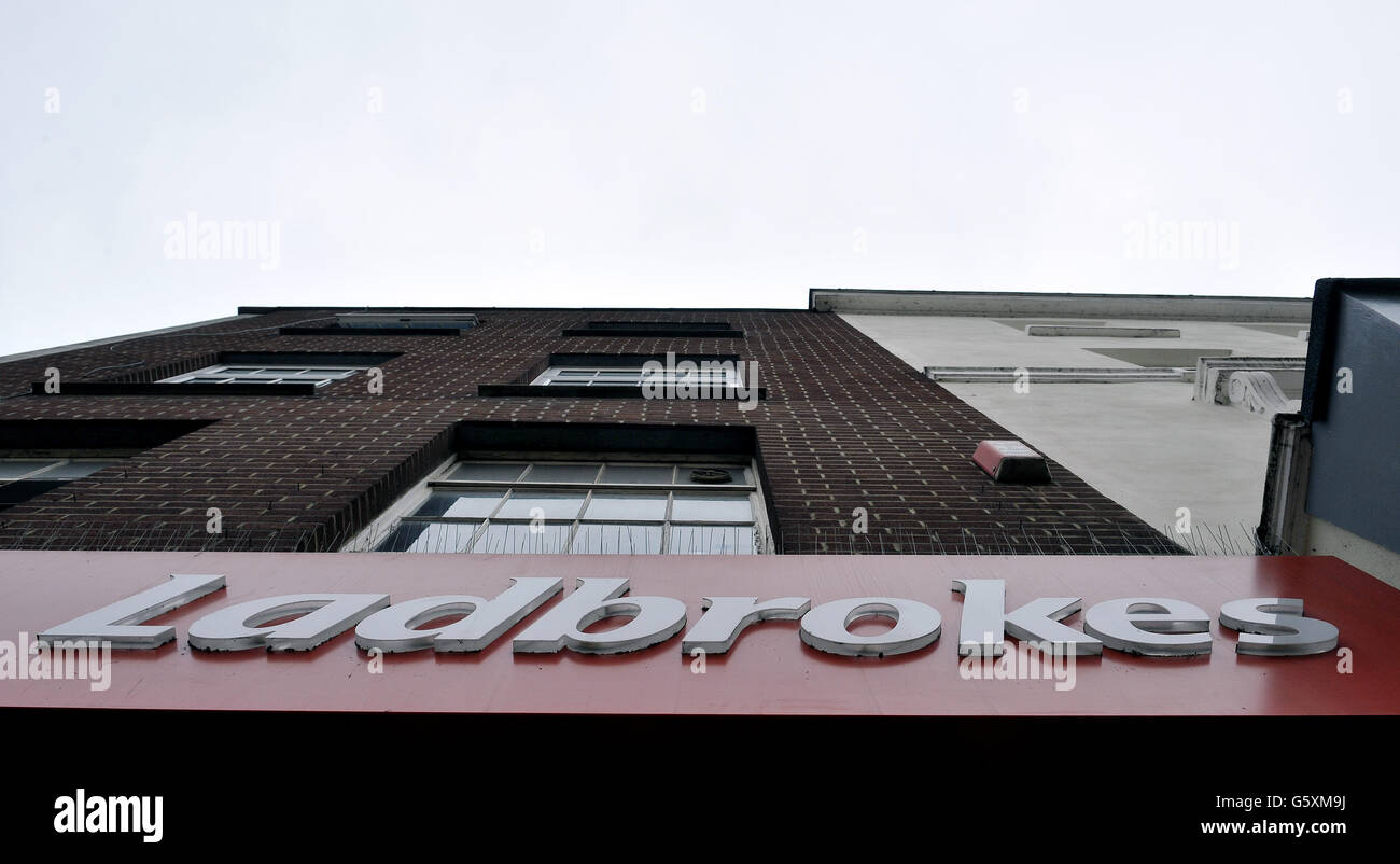 Ladbrokes results hires stock photography and images Alamy