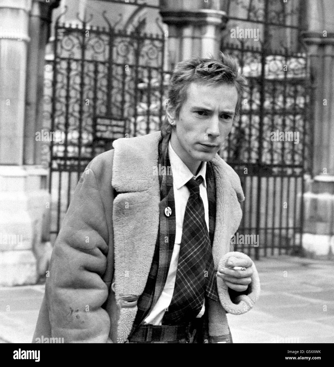 Music - Johnny Rotten at the High Court - 1979 Stock Photo