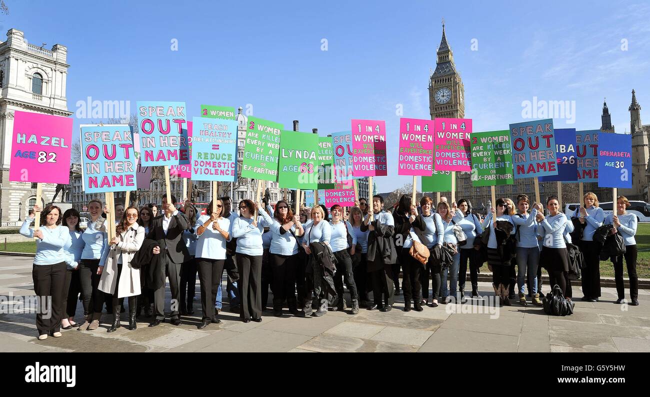 Abuse violence against women hi-res stock photography and images - Alamy
