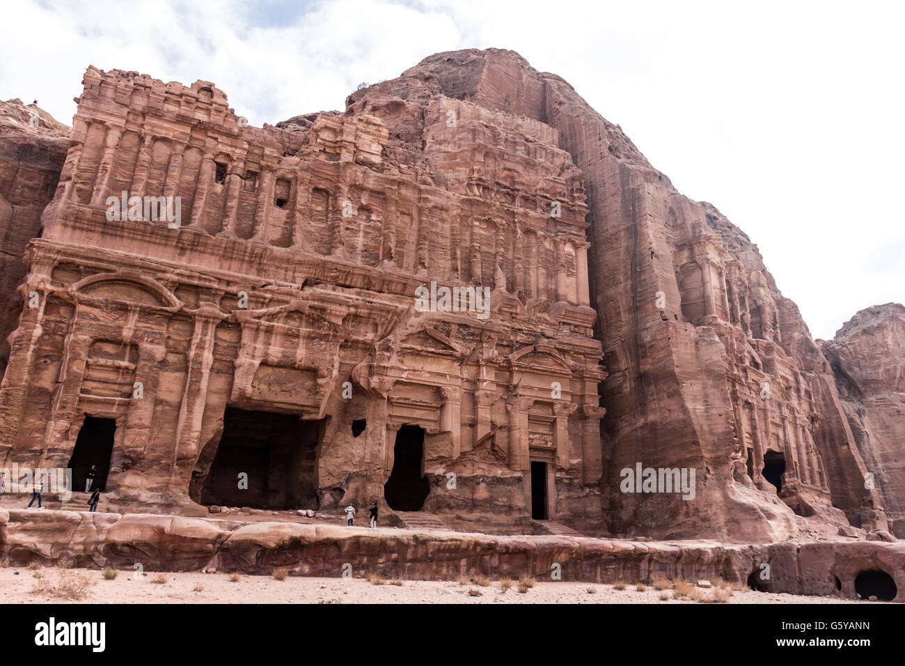 Ruins in petra hi-res stock photography and images - Alamy