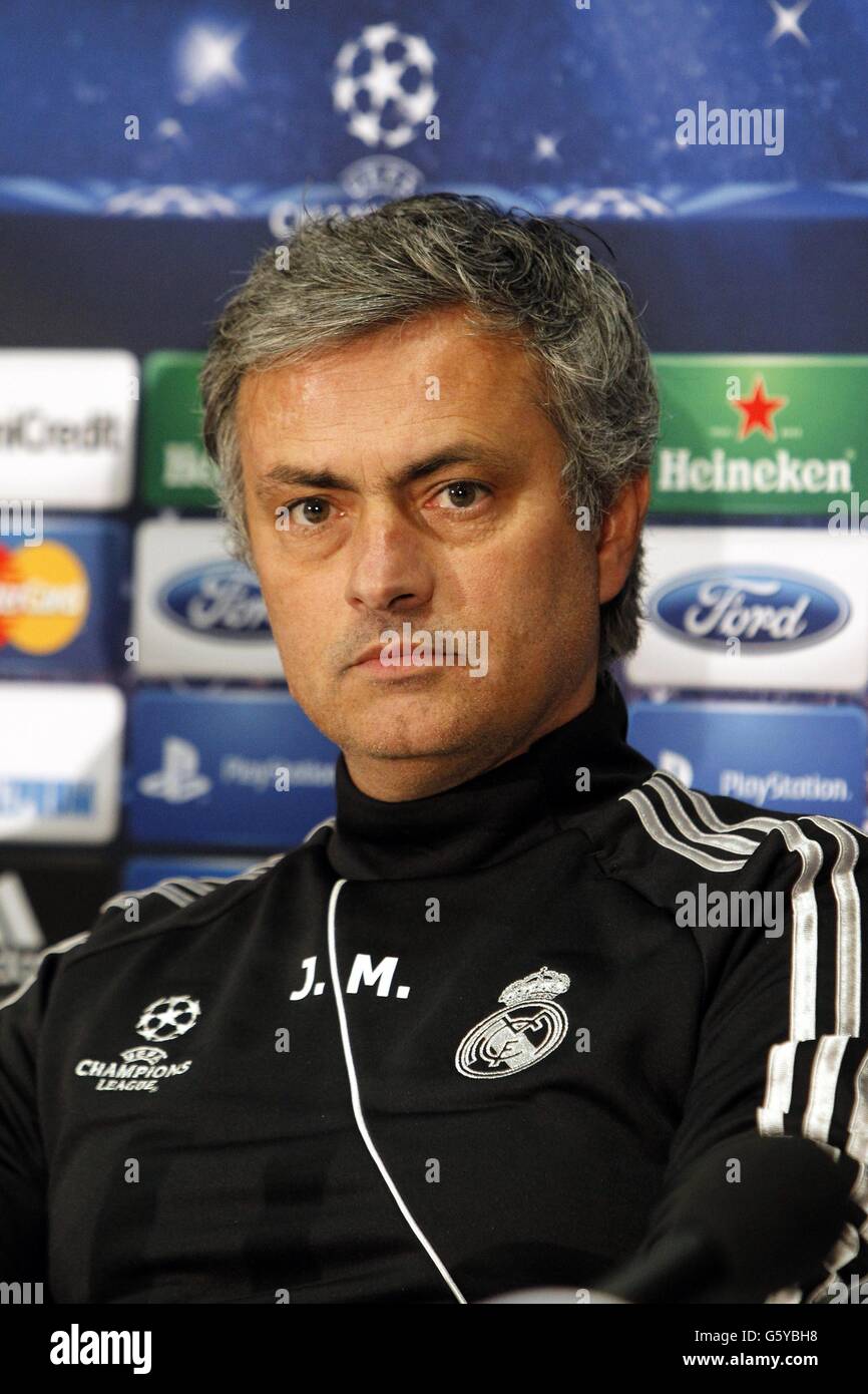 Real madrid manager jose mourinho press conference old trafford hires