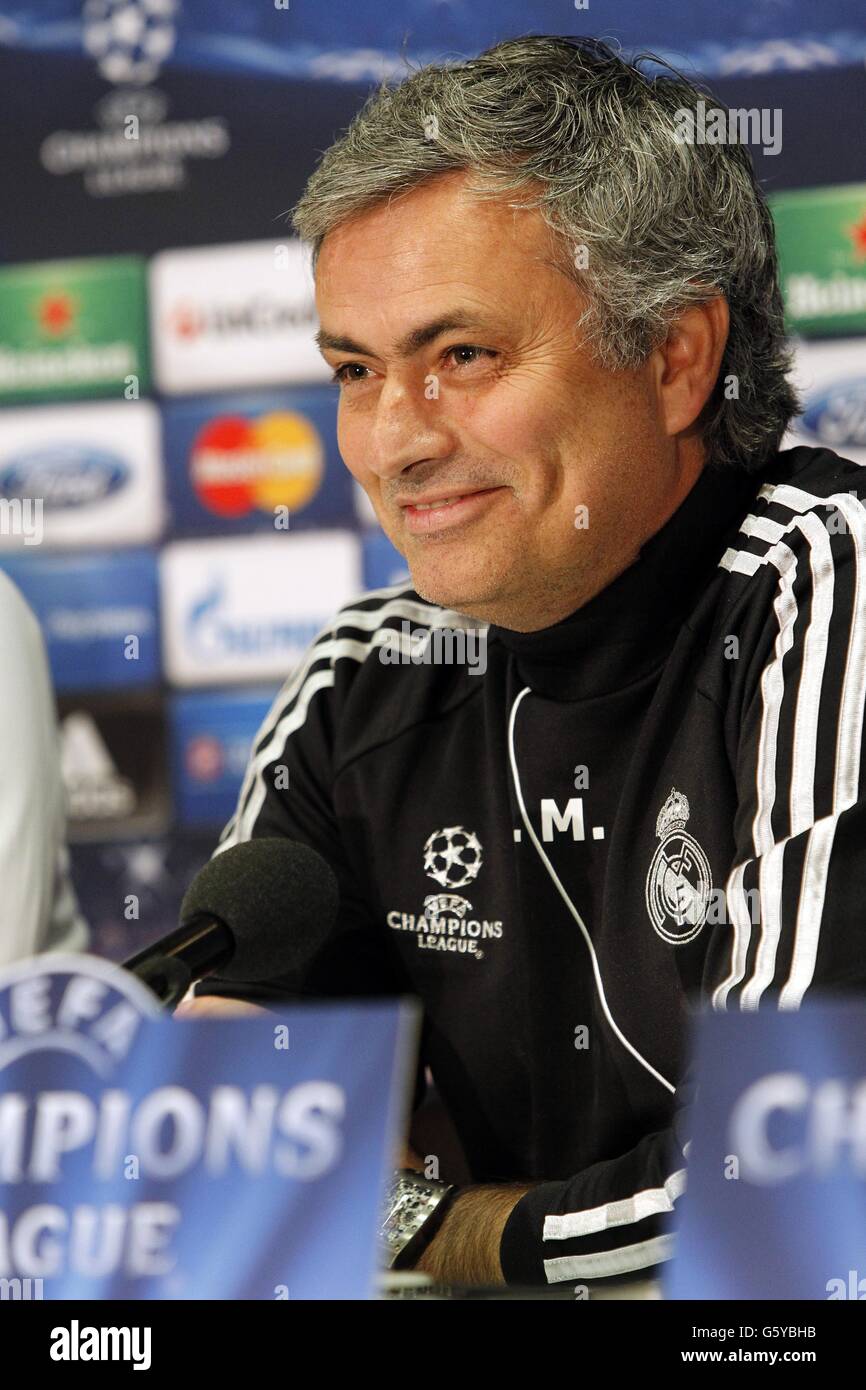 Real madrid manager jose mourinho press conference old trafford hires