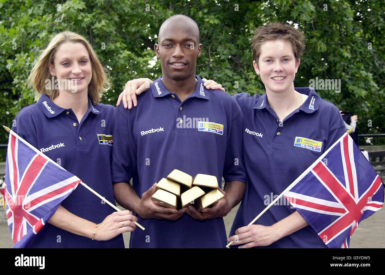 Marlon devonish 200m and kelly morgan hi-res stock photography and ...