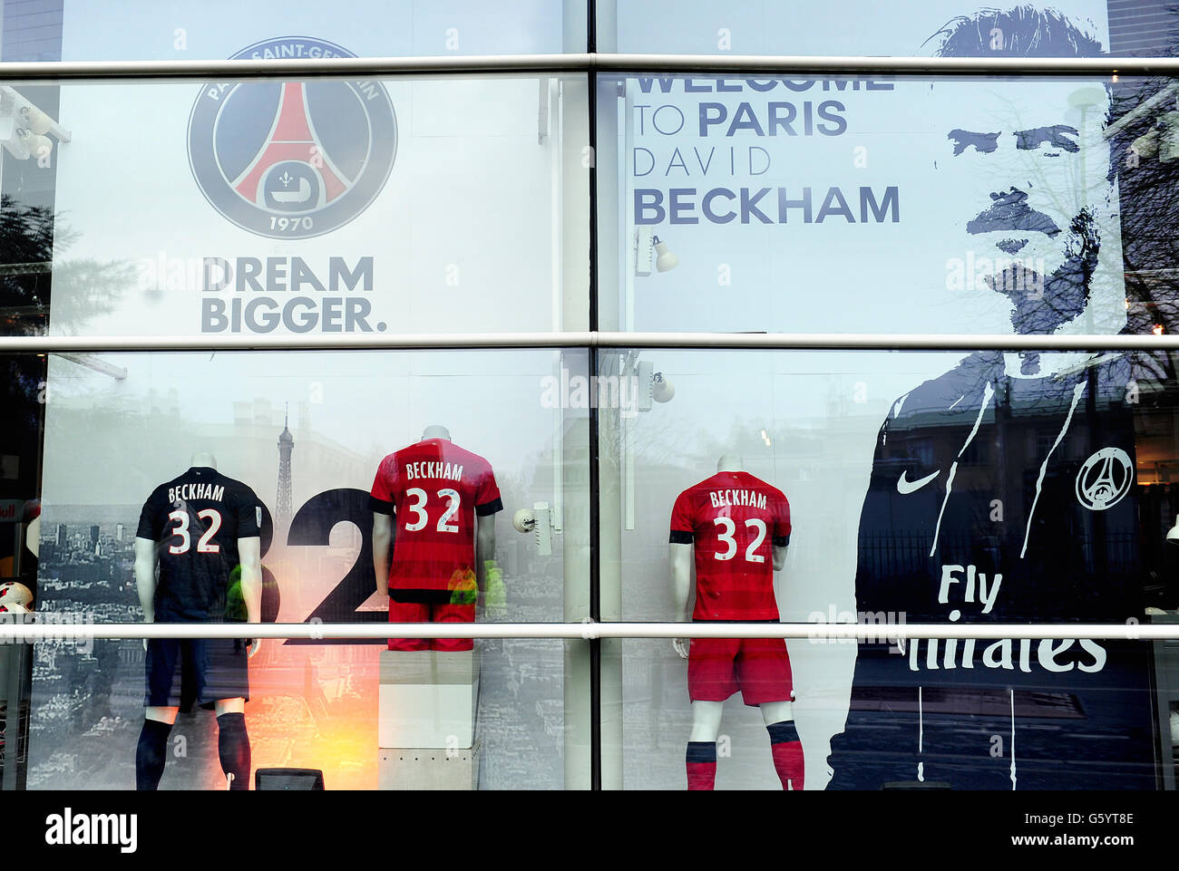 David beckham psg shirt hi-res stock photography and images - Alamy