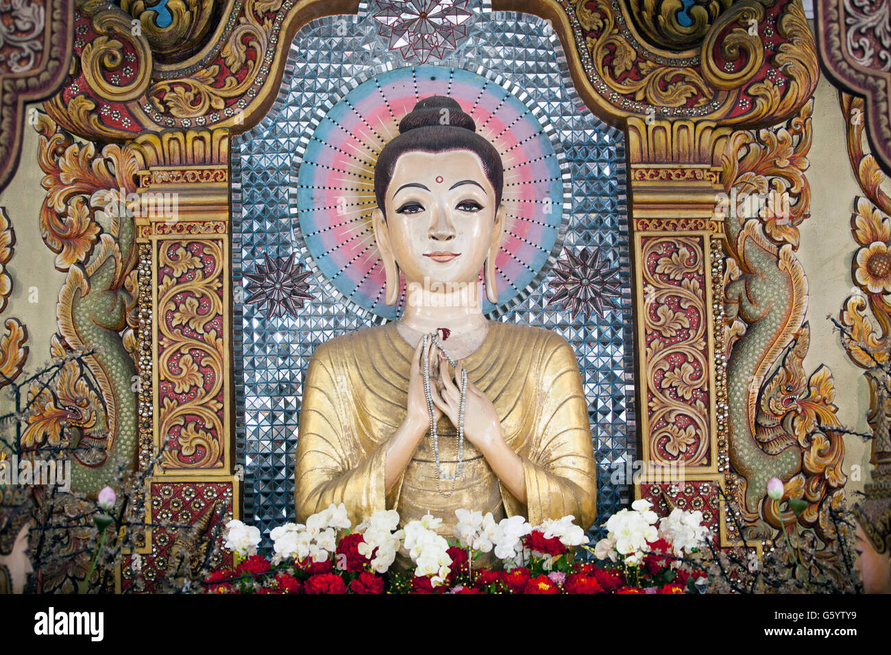 Dhammikarama Burmese Temple Stock Photo Alamy