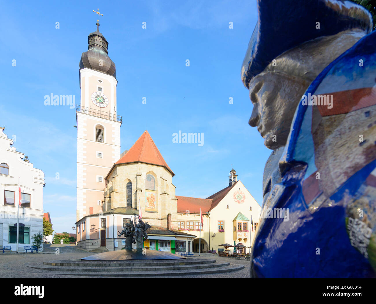 market square, church St. Jakob, Town Hall,  Statue of Nikolaus Graf von Luckner, Cham, Germany, Bayern, Bavaria, Oberpfalz, Upp Stock Photo