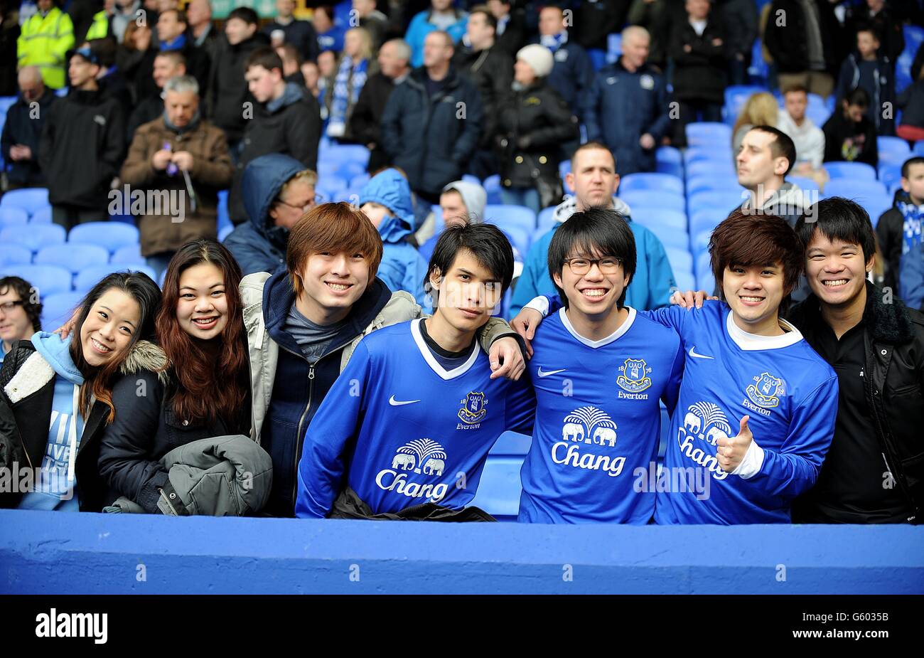 Manchester city fans everton hi-res stock photography and images
