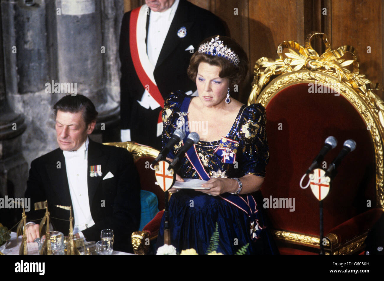 Queen Beatrix of the Netherlands speaks at a banquet given for her and Prince Claus at Guildhall by the Lord Mayor of London. Stock Photo
