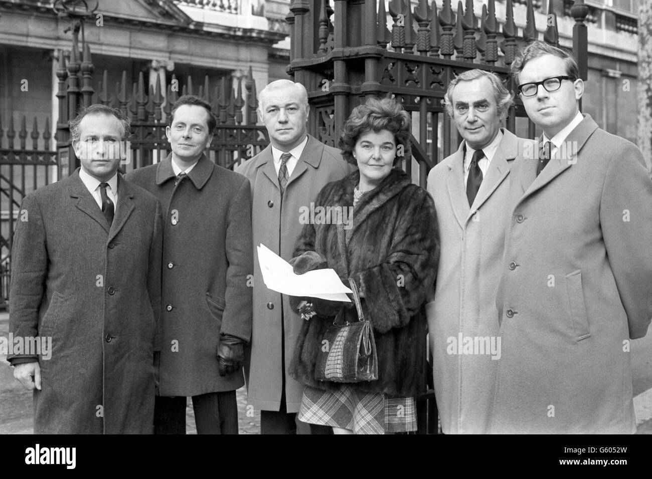 Six MPs from the Midlands in High Street, Kensington, en route to the Soviet Embassy, where they planned to deliver a letter of protest and pleading for human rights for Jews in the Soviet Union. From left, Greville Janner (North-west Leicester), Brian Waldon (Birmingham All Saints), Fergus Montgomery (Brierley Hill), delegation leader Jill Knight (Edgbaston), Maurice Edelman (Coverntry North) and Patrick Cormack (Cannock). Stock Photo