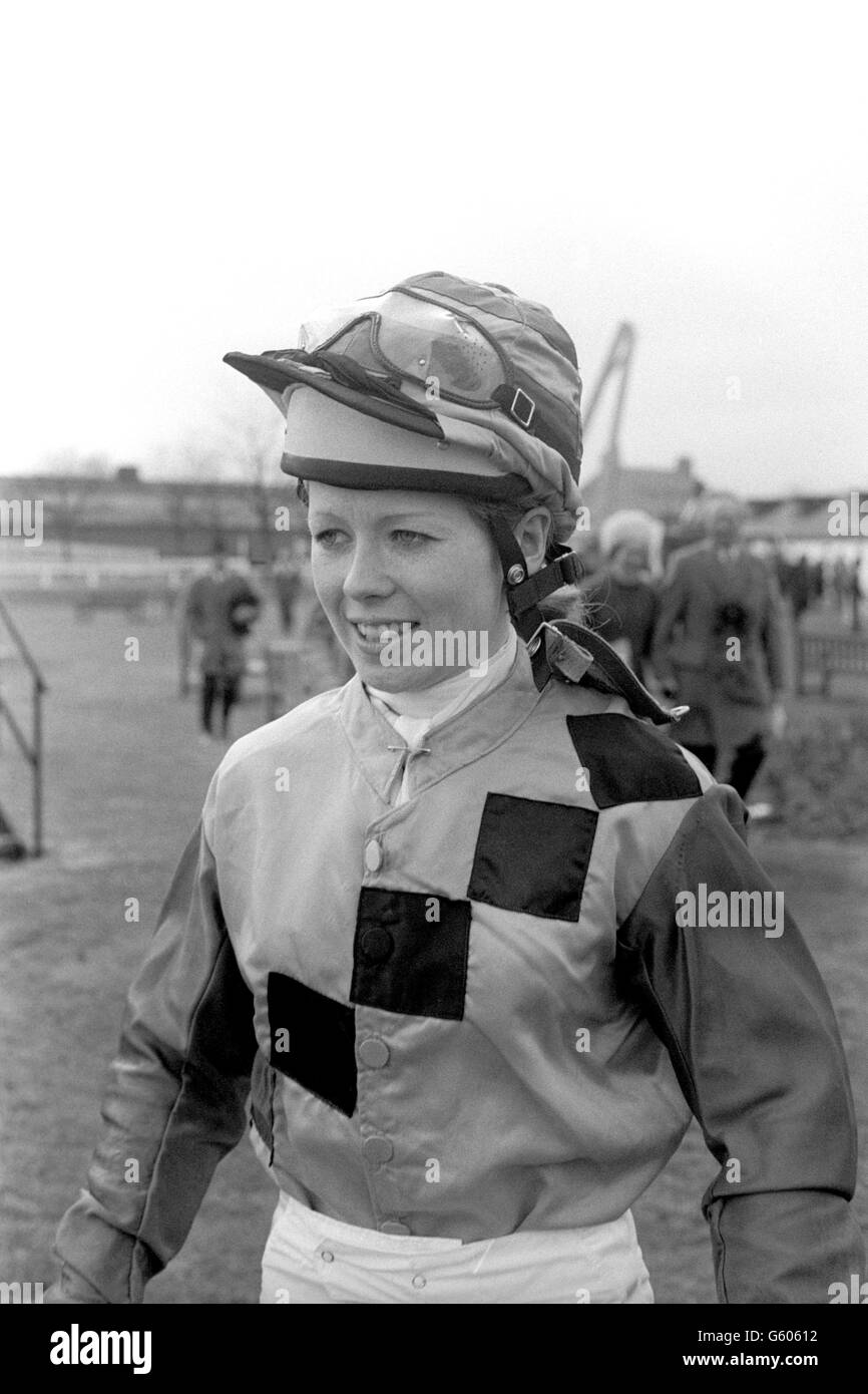 Horse Racing - First Female Jockey to Race With Male Jockeys - Jane McDonald - Doncaster Stock Photo