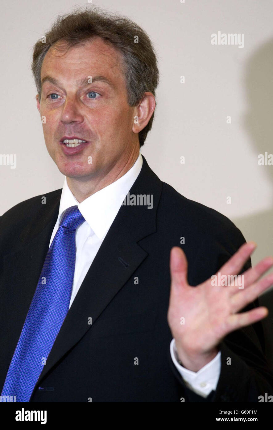 Rota politics hand gestures blue tie science technology tony blair hi