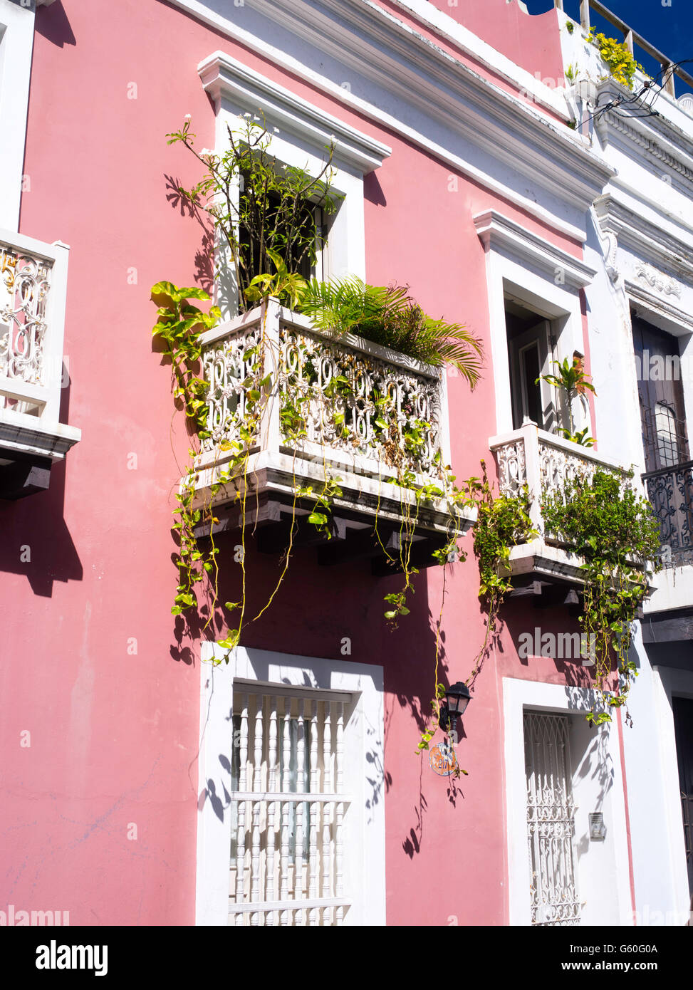 Old san juan puerto rico bar hi-res stock photography and images - Alamy