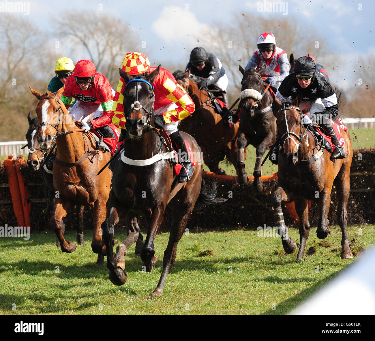 Horse racing betfred midlands grand national 2013 uttoxeter racecourse
