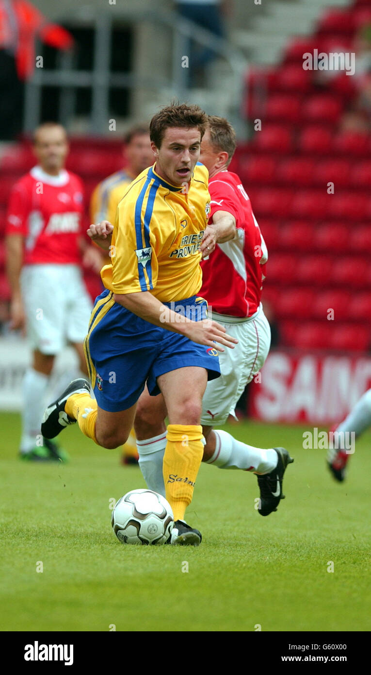 Southampton's Matthew Oakley in action during the pre-season friendly game between Southampton and FC Utrecht at St Mary's stadium, Southampton. Stock Photo