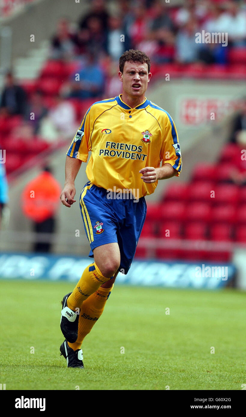 Wayne Bridge in action during the pre-season friendly game between Southampton and FC Utrecht at St Mary's stadium, Southampton. Stock Photo