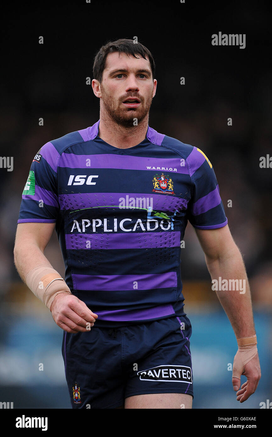 Matty smith wigan warriors rugby hi-res stock photography and images ...