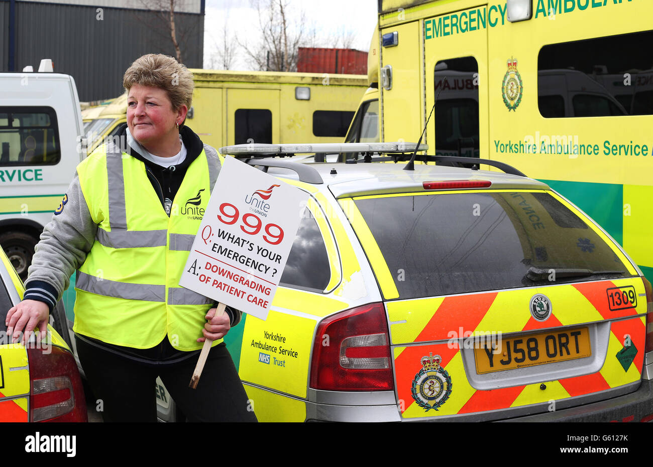 debbie-wilkinson-unite-branch-secretary-and-paramedic-working-in-bramley-outside-the