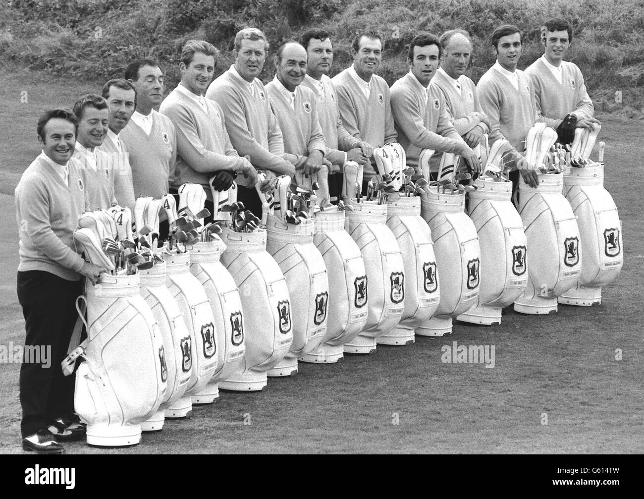 Black and white team group rydercupteam hires stock photography and