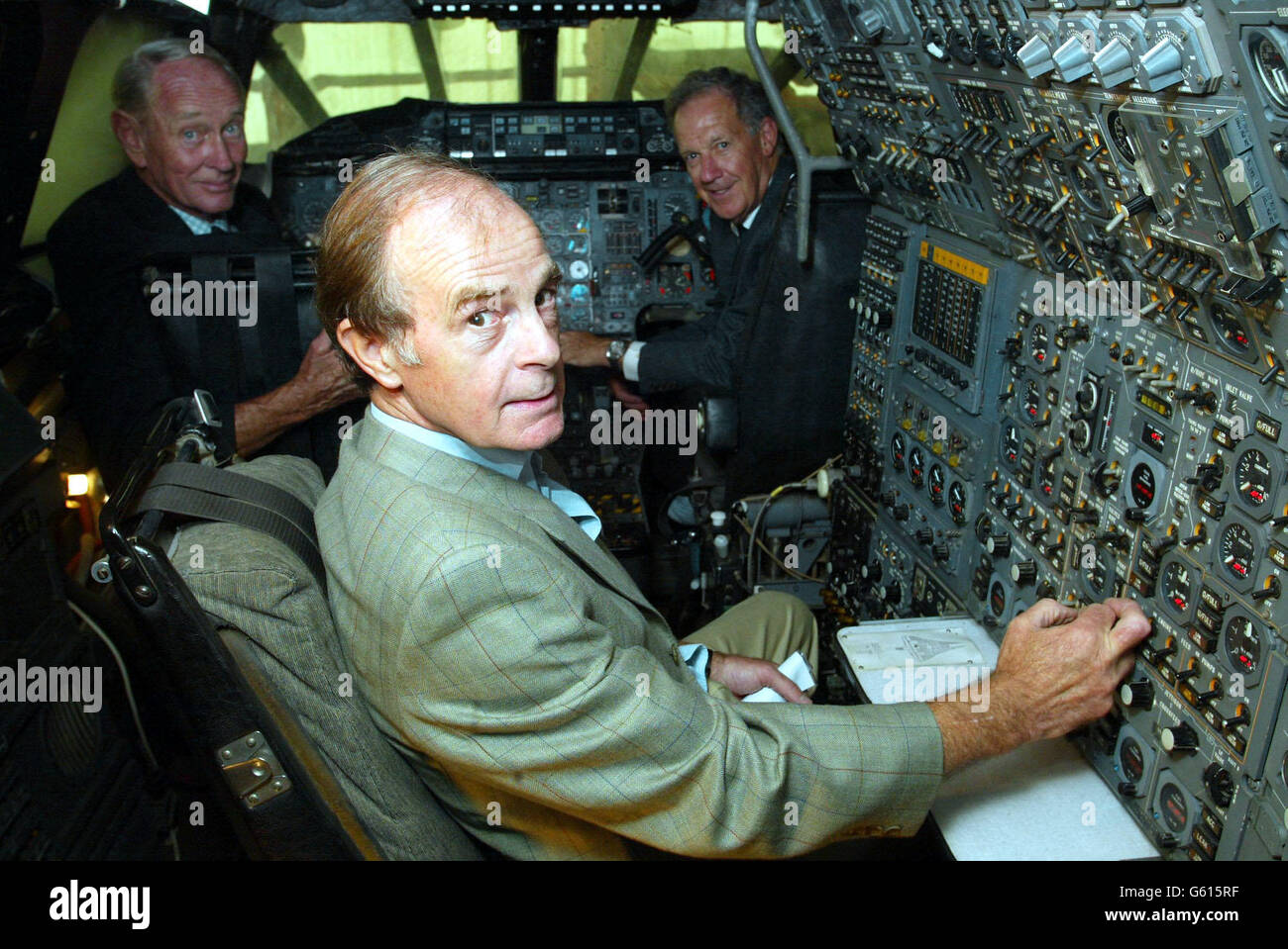 (l-r) John Cochrane, former deputy Chief Test pilot with the British ...