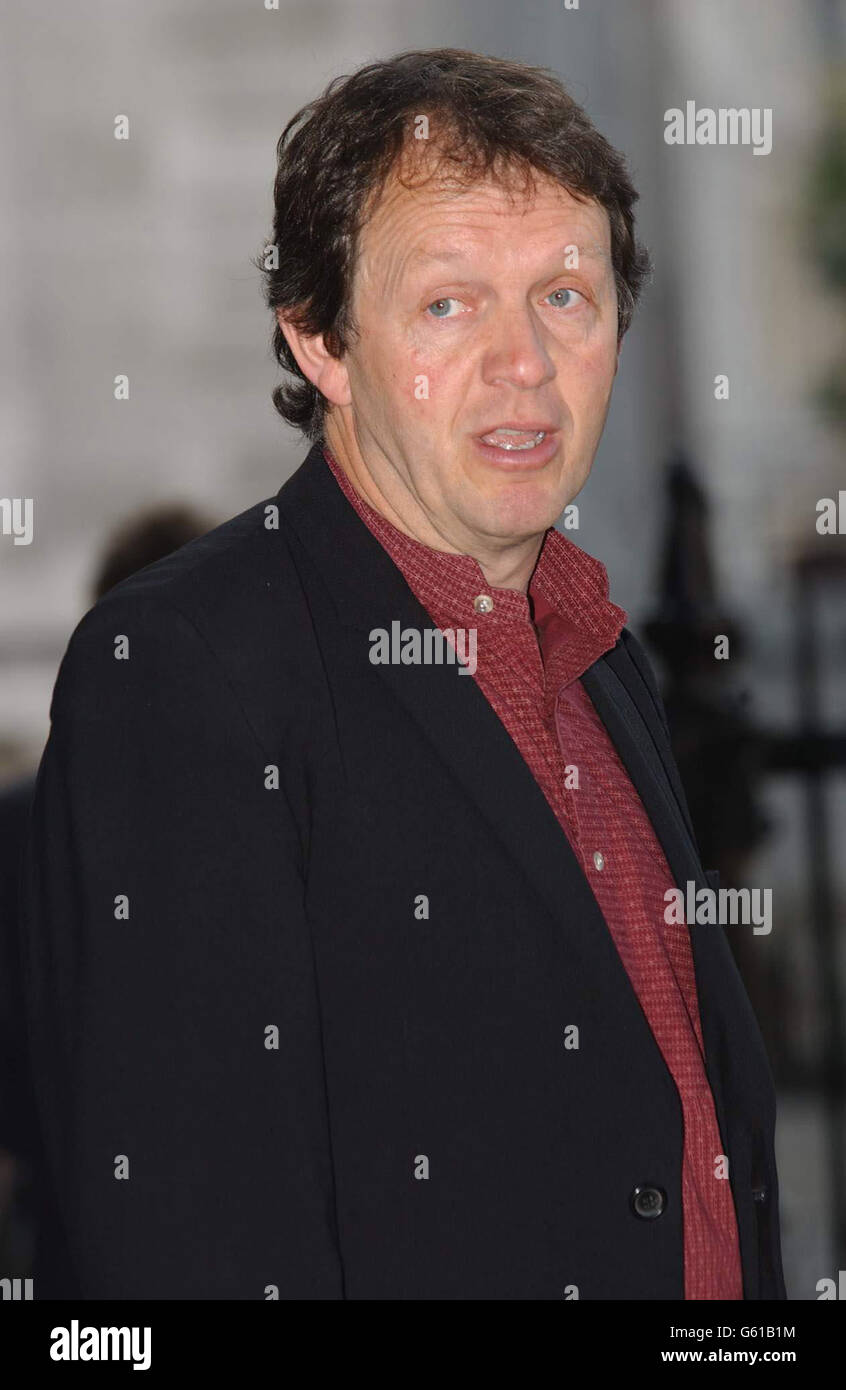 Actor and Morse co-star Kevin Whately arriving for actor John Thaw's memorial service at St. Martin-in-the-Fields, central London. Around 800 people gathered to remember the actor most famous for playing Inspector Morse, who died in 2001. Stock Photo
