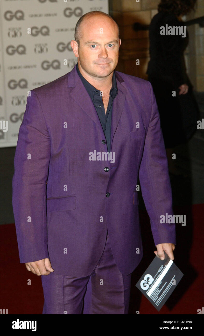 Ross Kemp Stock Photos & Ross Kemp Stock Images - Page 2 - Alamy