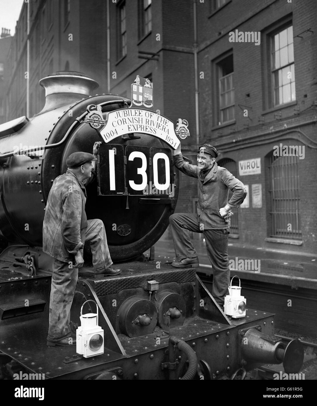 Transport - Steam Engines - Paddington Station - 1954 Stock Photo
