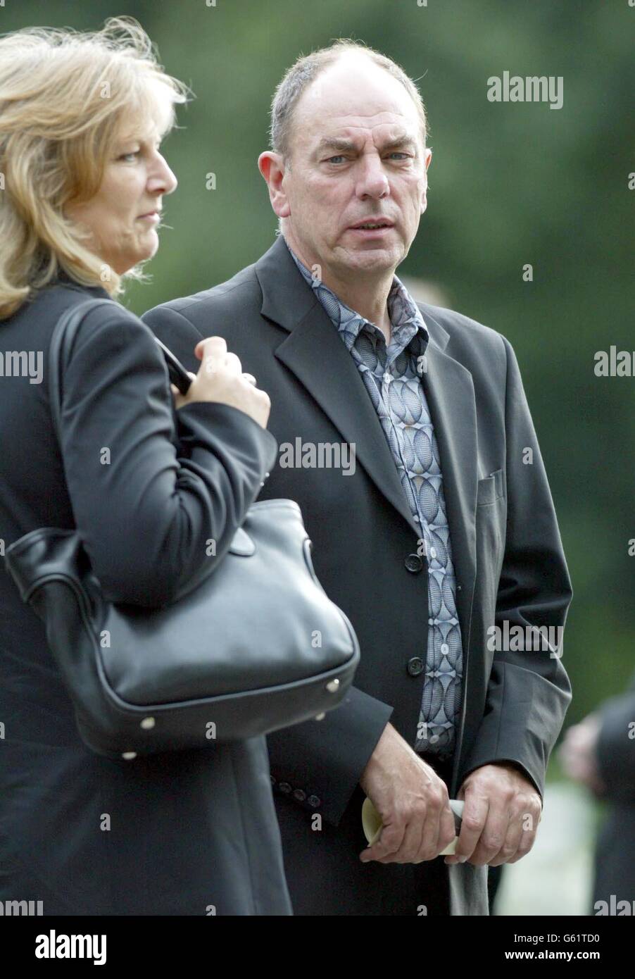 Alum Armstrong at the funeral of actor Michael Elphick at Chichester Crematorium. Stock Photo