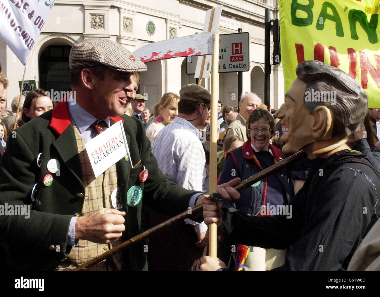 Nigel Cox (left) a Huntsman from the Stower Valley Beagles in Suffolk, gets to grips with a Labour Party leader Tony Blair look-a-like at the Liberty and Livelihood march in central London. *The march, which is the largest mass protest in London for nearly 150 years saw over 300,000 people to take part to express the concerns of Britain's rural communities at the perceived lack of Government interest in the countryside's rural issues. Stock Photo