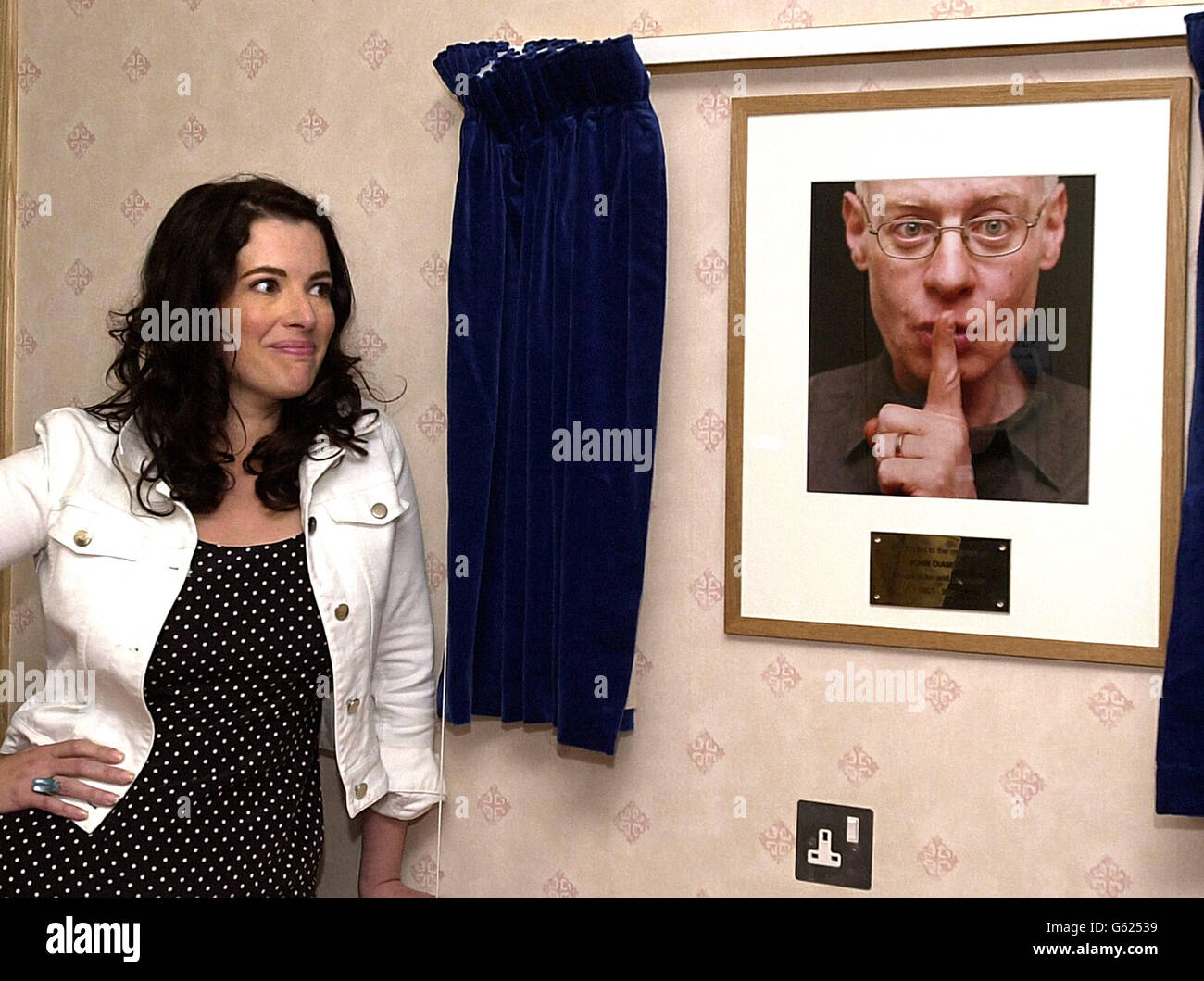 TV cook Nigella Lawson after unveiling a dedicated plaque and portrait of her late husband, broadcaster John Diamond to mark the opening of a state of the art voice laboratory at The Royal Marsden Hospital in London, John Diamond was a patient at the Royal Marsden, before his death. *.... on the 2nd March last year. Stock Photo