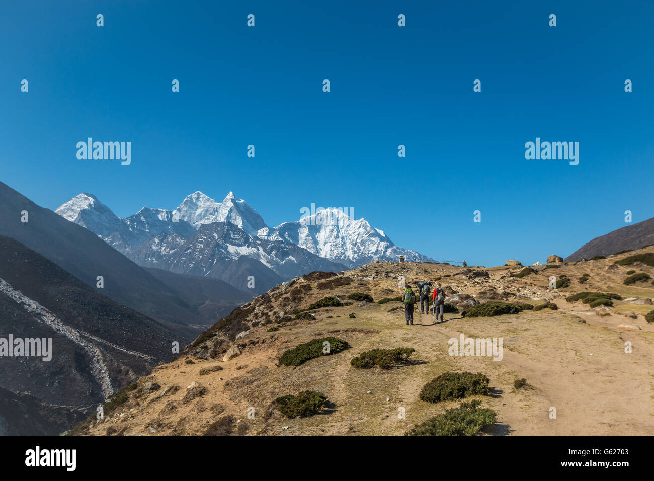 Himalayas trek hi-res stock photography and images - Alamy