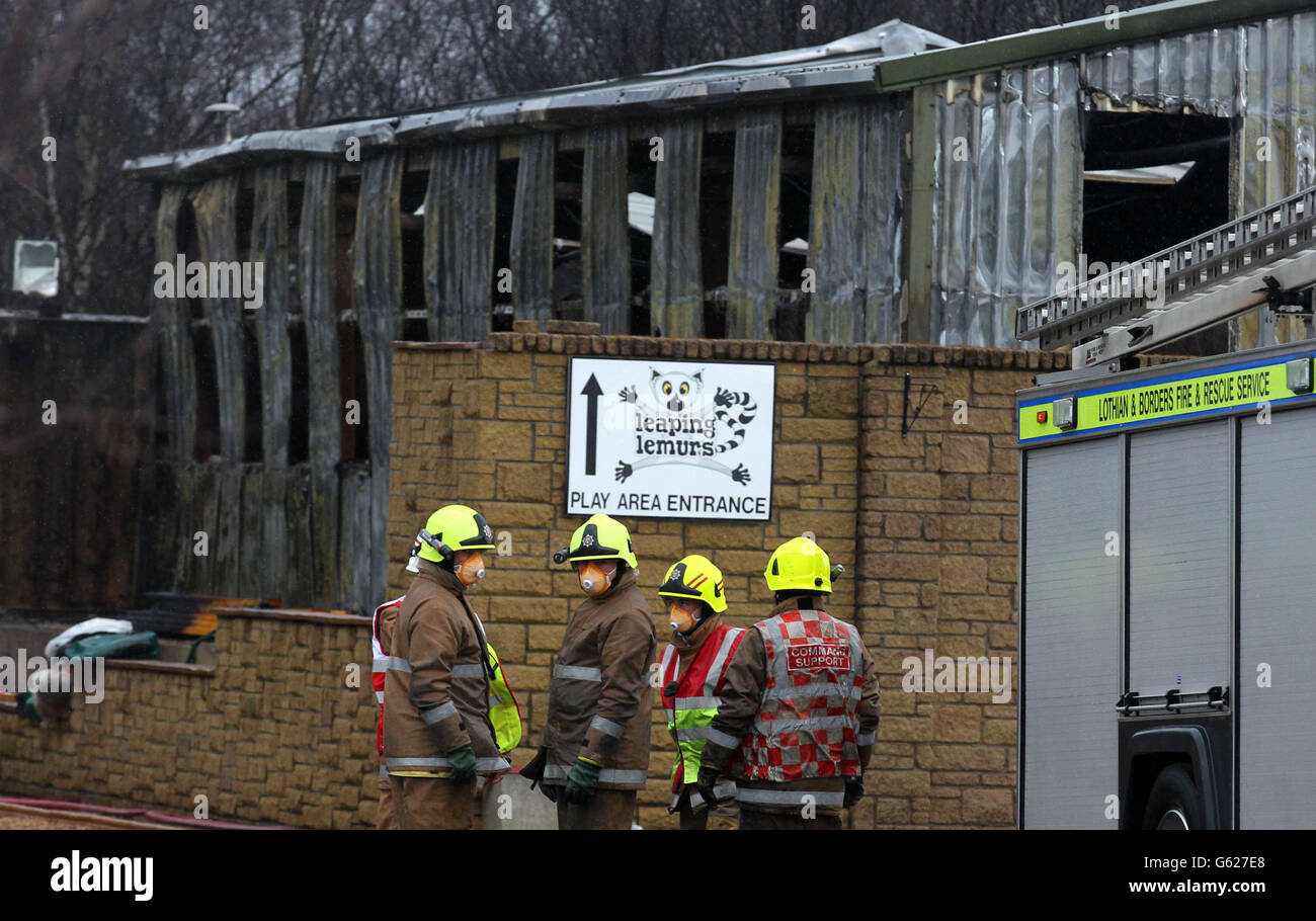 Fire five sisters zoo hi-res stock photography and images - Alamy