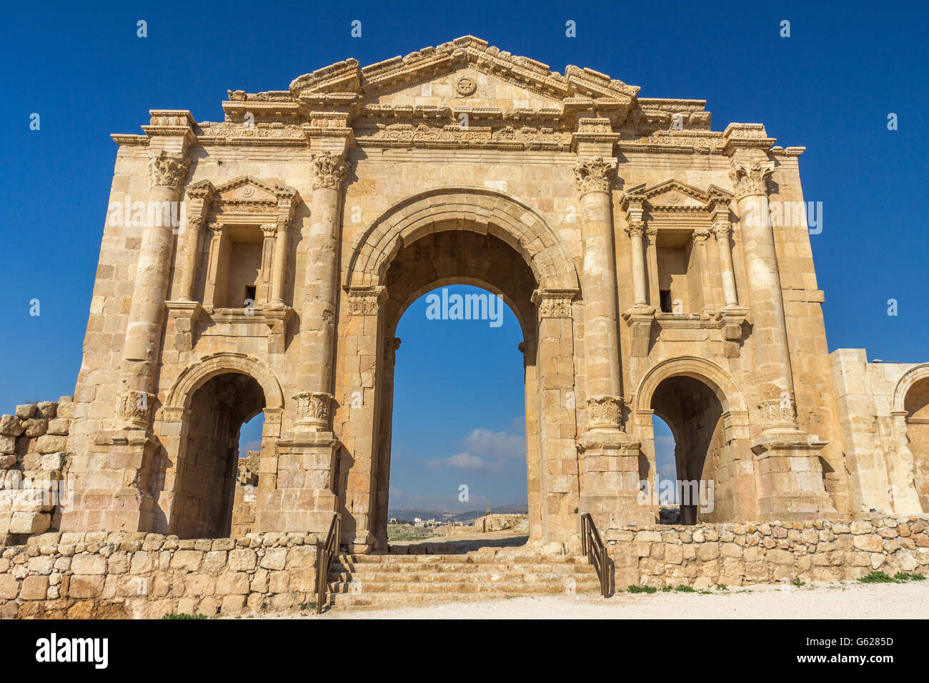 Hadrians gate in Roman ruins of Jerash Stock Photo