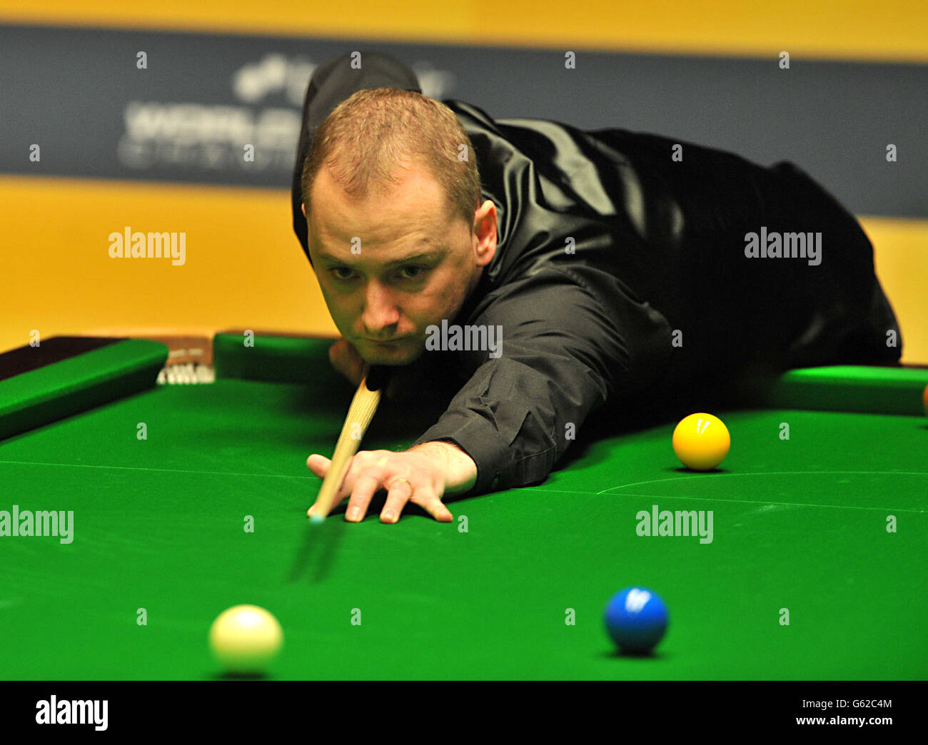 Graeme Dott in action during his second round match against Shaun Murphy during the Betfair World Championships at the Crucible, Sheffield. Stock Photo
