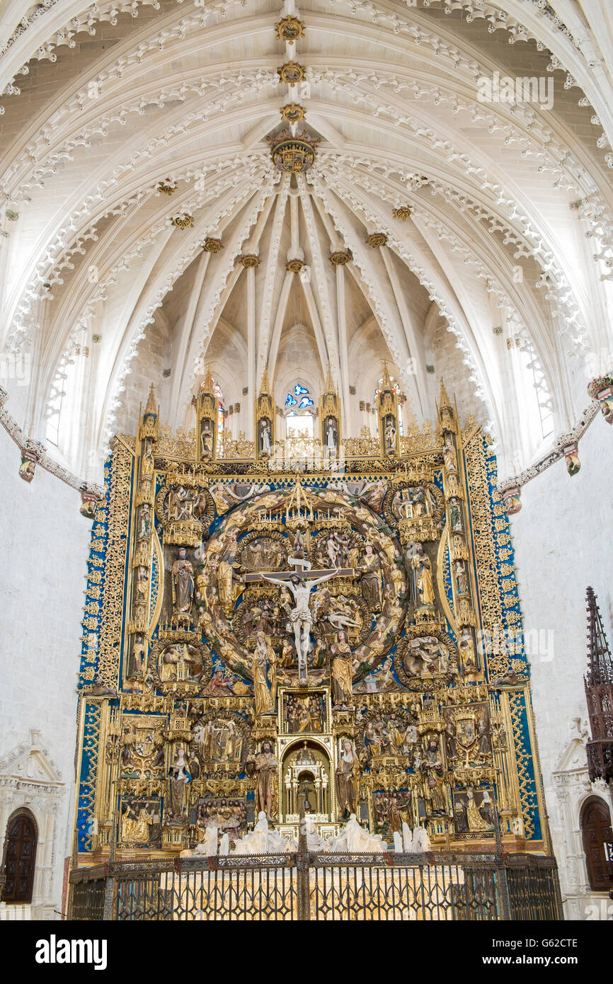 Spain, Burgos, Miraflores Charterhouse, late Gothic (Isabelline) altar piece by Gil de Siloe and the tomb of John of Castile & Isabella of Portugal Stock Photo