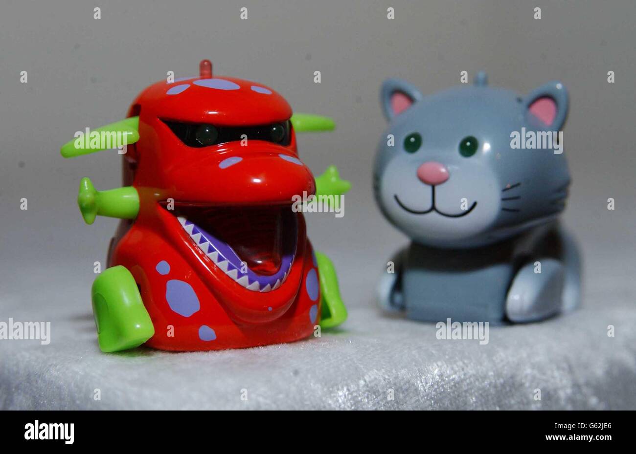 Dream Toys 2002 Tomy Micropets Stock Photo Alamy