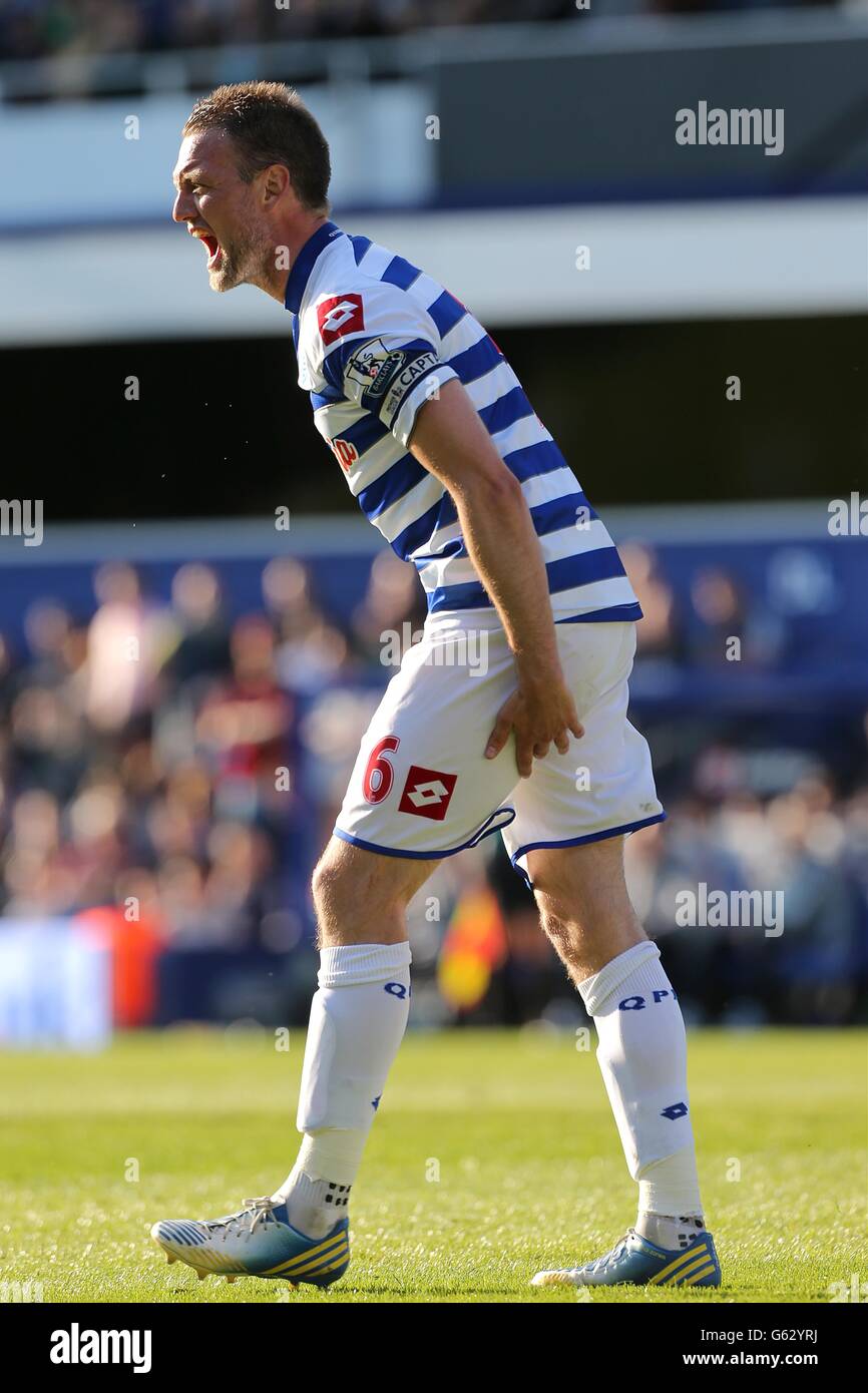 Queens Park Rangers' Clint Hill shouts during the match Stock Photo