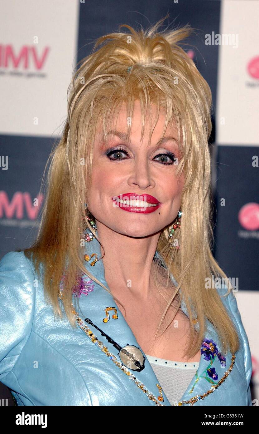Legendary country music star Dolly Parton at HMV in London's Oxford ...