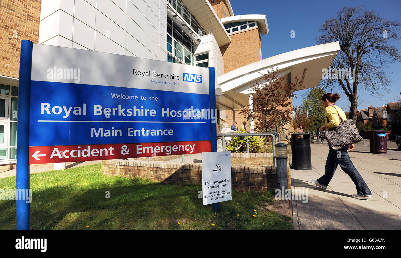 General view of the main entrance for the Royal Berkshire Hospital in Reading Stock Photo Alamy