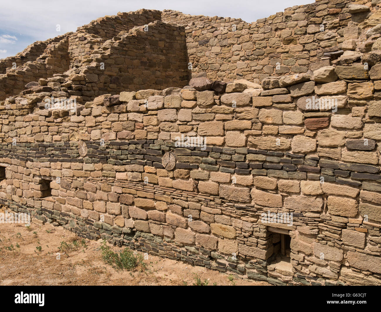 Green striped wall, Aztec Ruins National Monument, Aztec, New Mexico Stock Photo