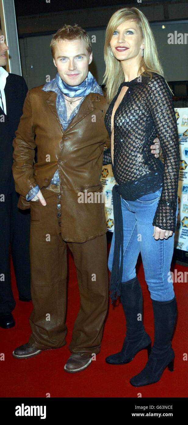 Ronan Keating and his wife Yvonne arriving at the Palazzo Sant Jordi, Barcelona, Spain, for the MTV Europe Music Awards 2002. Stock Photo