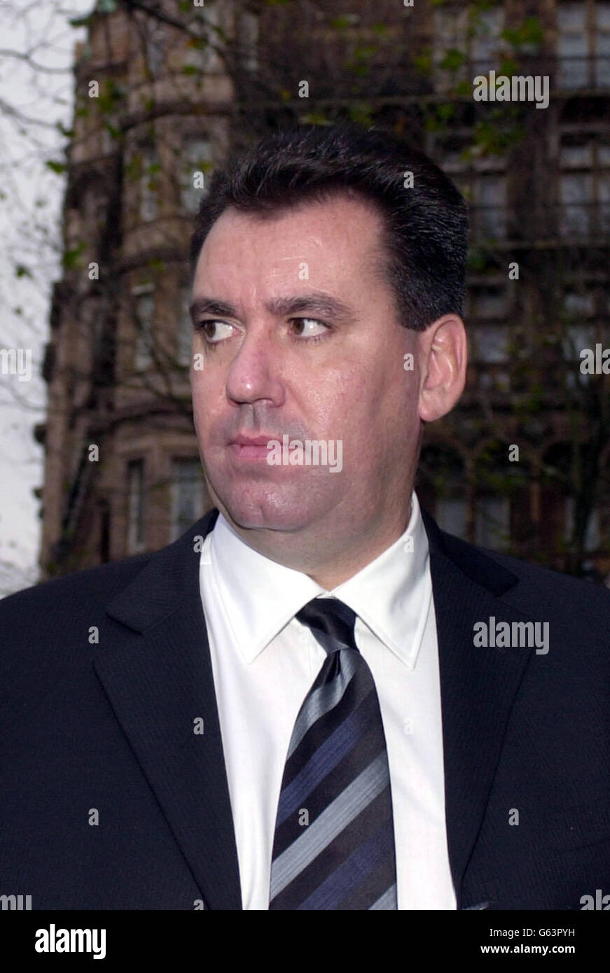 Andy Gilchrist fire talks Stock Photo Alamy