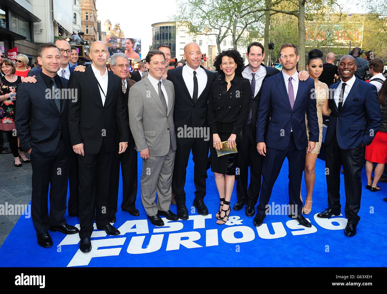 Cast of fast and furious hi-res stock photography and images - Alamy