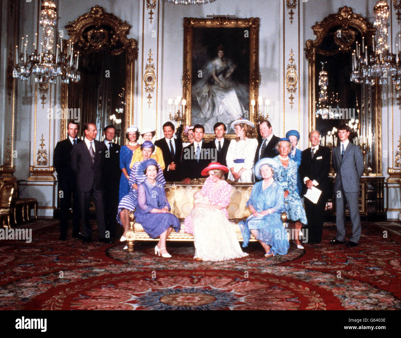 Royal portrait family hi-res stock photography and images - Alamy